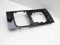 Opel Insignia B Z18 17-20 Blende Einbaurahmen für Mittelkonsole Opel Insignia B Z18 17-20 28.05.2019 gebraucht Vorschau 2