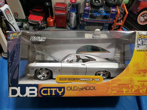 ミニカー DUB CITY 1987 CHEVY IMPALA SS 1/24 ミニカー DUB CITY 1987 CHEVY IMPALA SS 1/24 _57.JPG?set_id