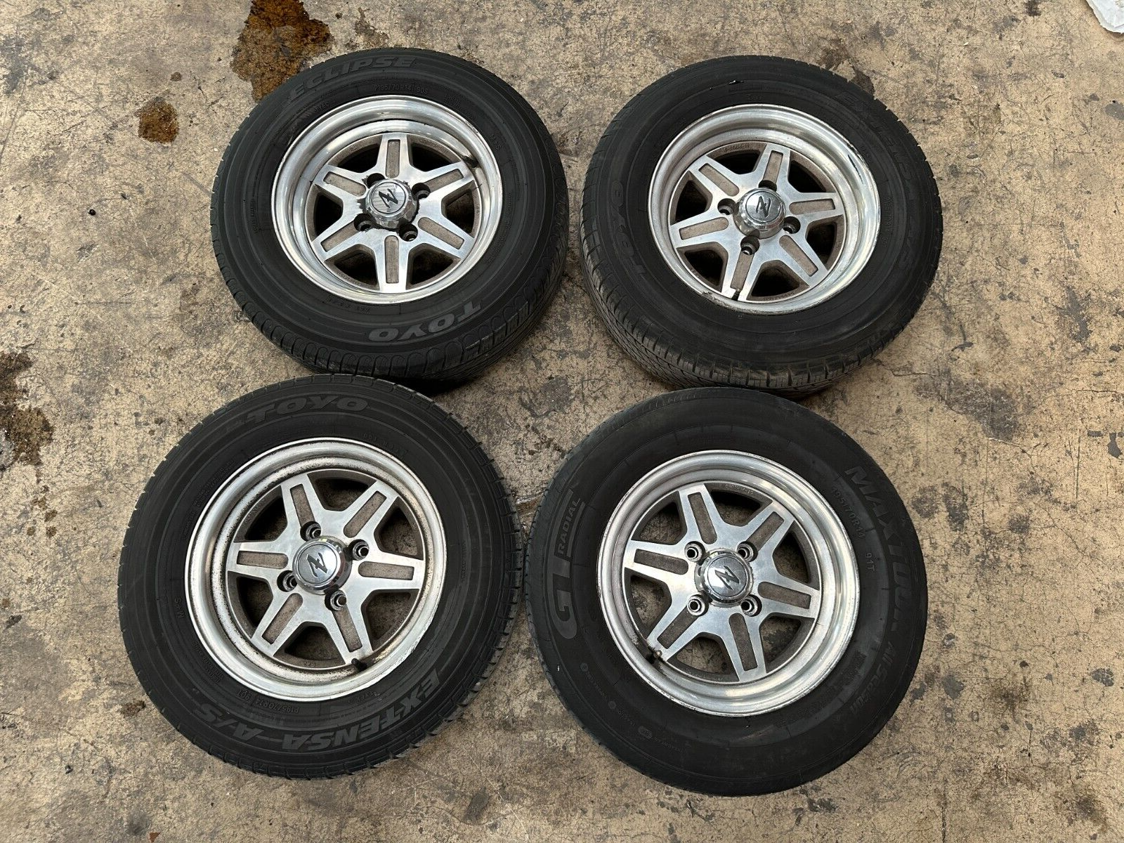 Datsun 280ZX 280 ZX 14'' Wheel Rim Set 6'' Wide OEM #83214 Datsun 280ZX 280 ZX 14'' Wheel Rim Set 6'' Wide OEM #83214