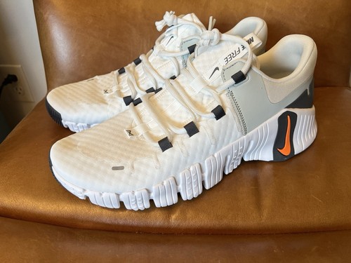 ☆送料無料☆ NIKE W FREE METCON 5 ☆ Nike Free Metcon 5 DV3949-103 workout Sneakers Men's size US