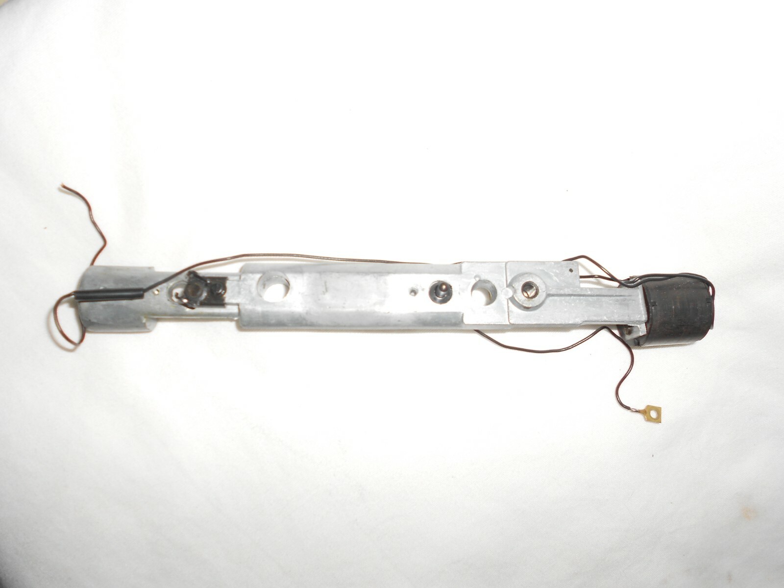 * HO SCALE RIVAROSSI BIG BOY FRAME WEIGHT ASSEMBLY *