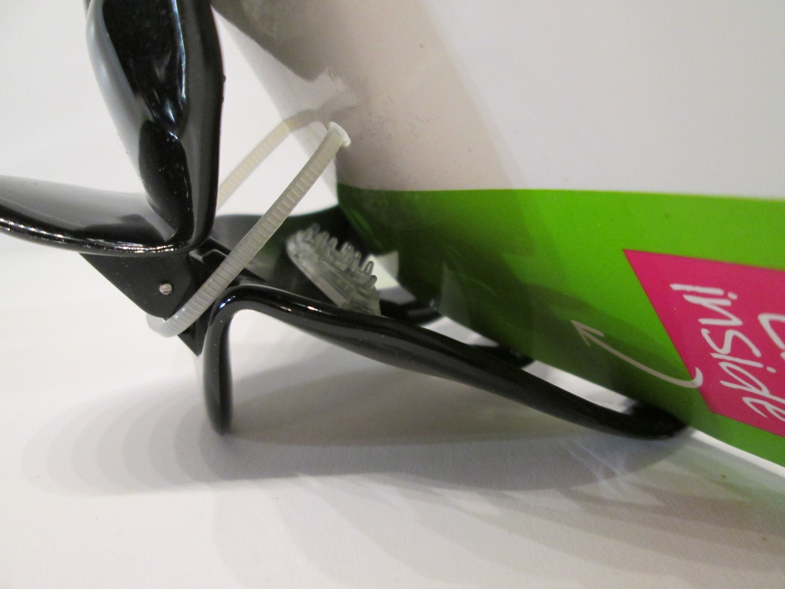 2pc scunci Hair Accessories Claw No Slip Grip  Black Unique Shape Lot#41