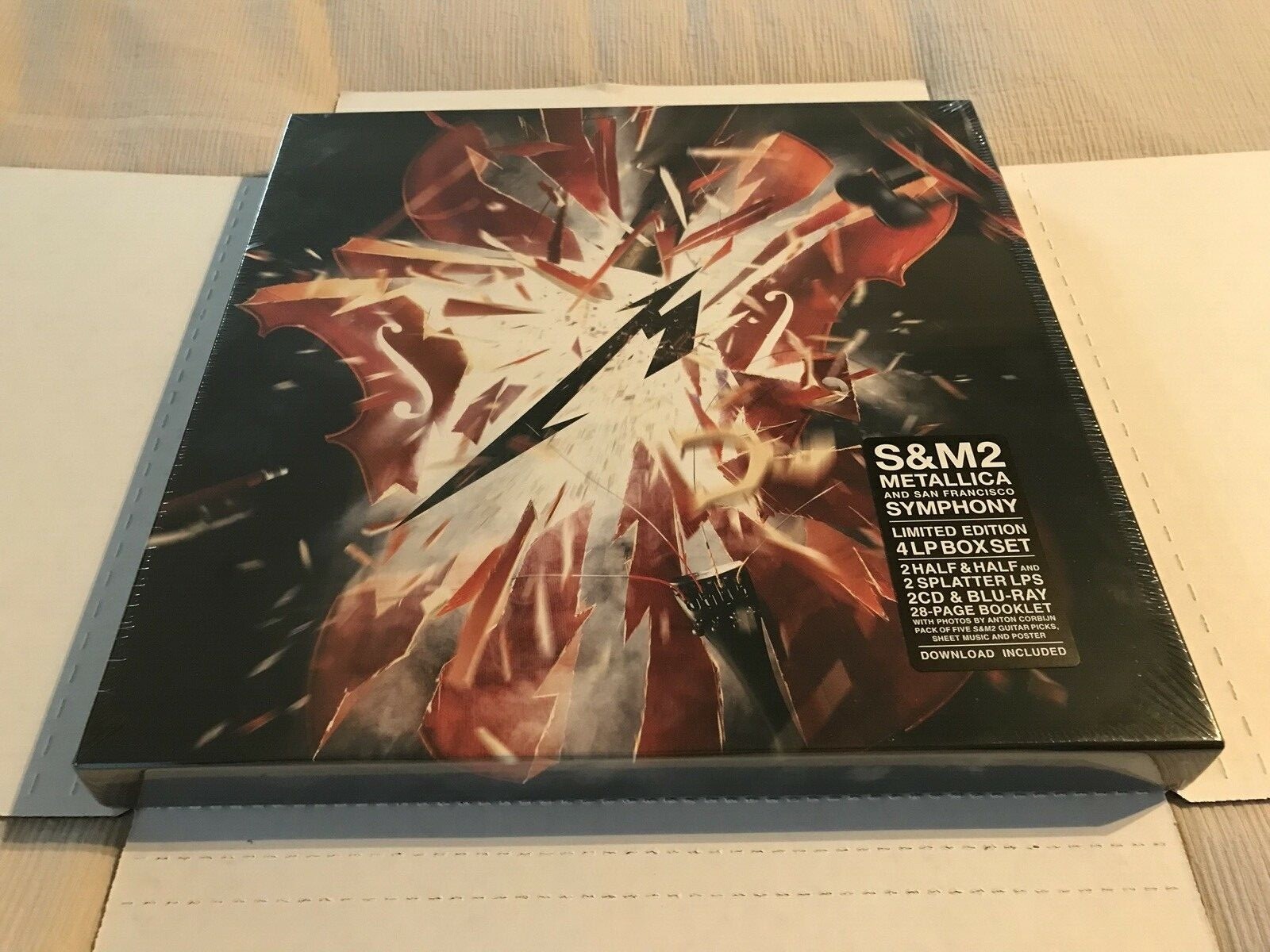洋楽 llica/S&M2 Deluxe Box 4LP+CD+Blu-ray Amazon.com: S&M2 (Deluxe Box)(4LP)(2CD)(1 Blu-ray): CDs & Vinyl