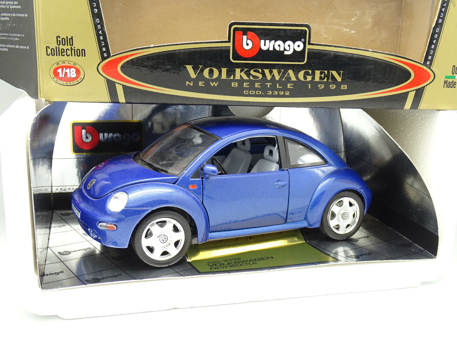 WELLY 1/18 VW ニュービートル 2012 Volkswagen New Beetle Red 1/18 Diecast Model Car by