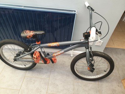 schwinn core bmx
