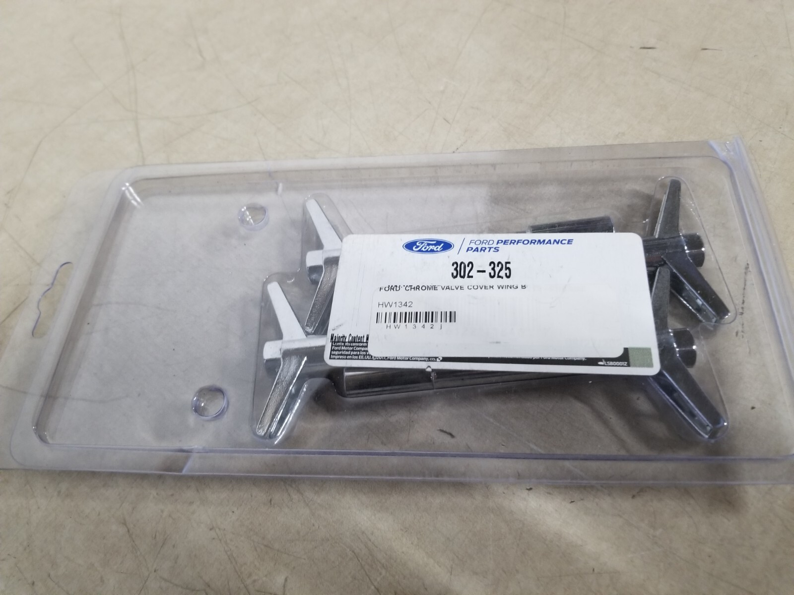 Ford Performance Valve Cove Bolt Kit Chrome w/Ford Logo (4pk) Ford Performance Valve Cove Bolt Kit Chrome w/Ford Logo (4pk)