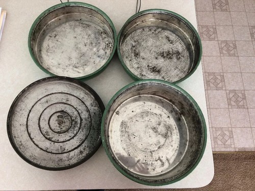 Vintage Mid Century Metal 3 Tier Pie Cake Cookie Carrier Taker Green