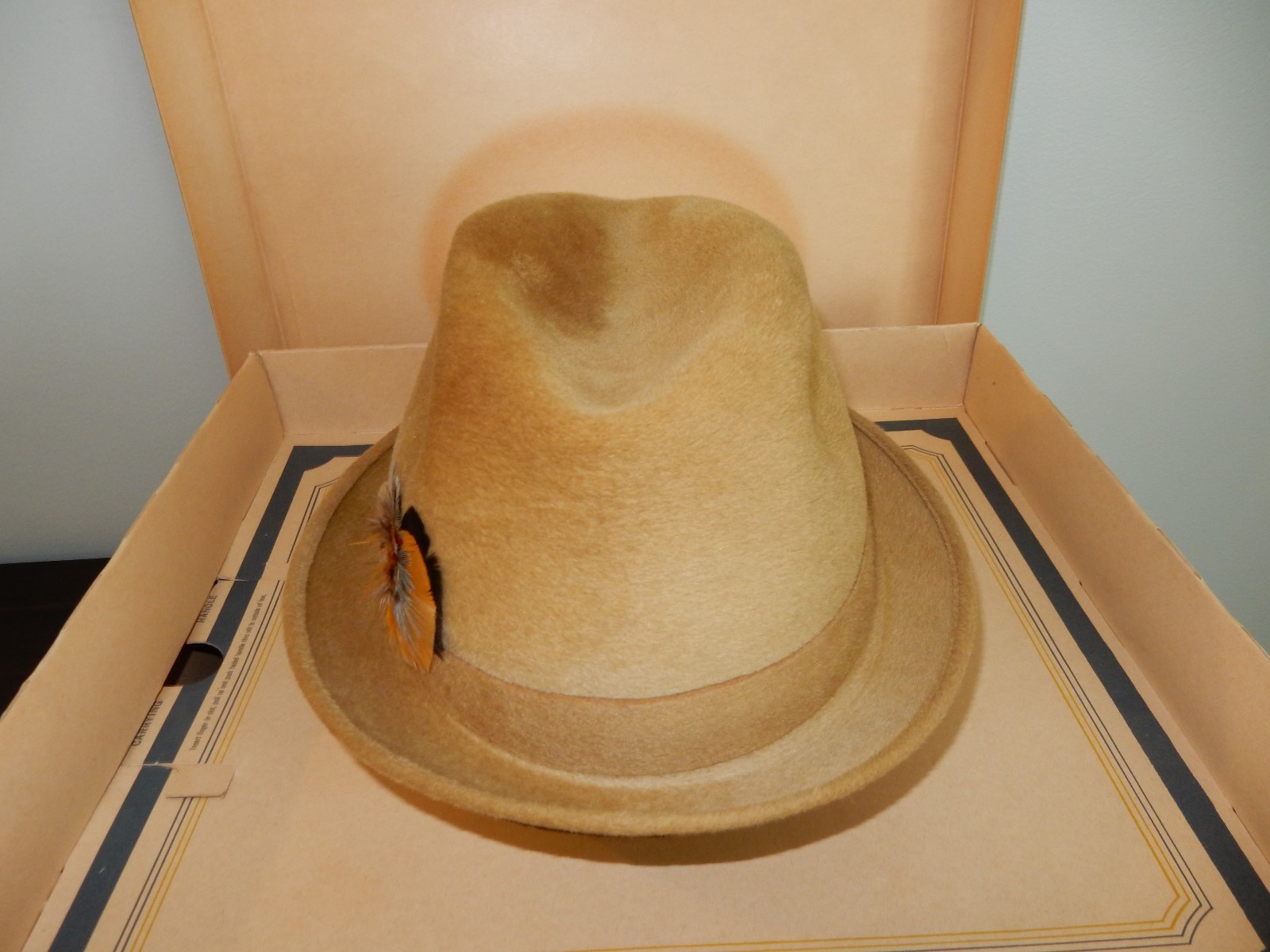 Vintage Men's Disney New York Felt Fur Fedora Hat With Original Box