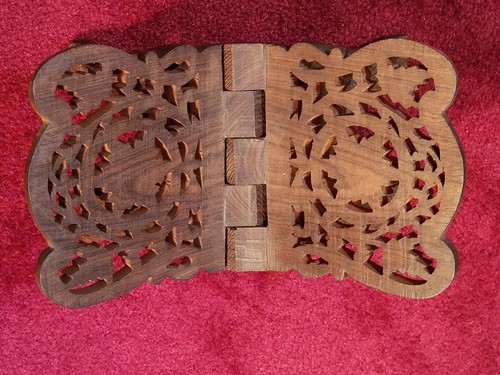 VINTAGE WOOD BOOK FOLDING STAND LEAF HAND CARVED INDIA SCROLL WORK BIBLE HOLDER
