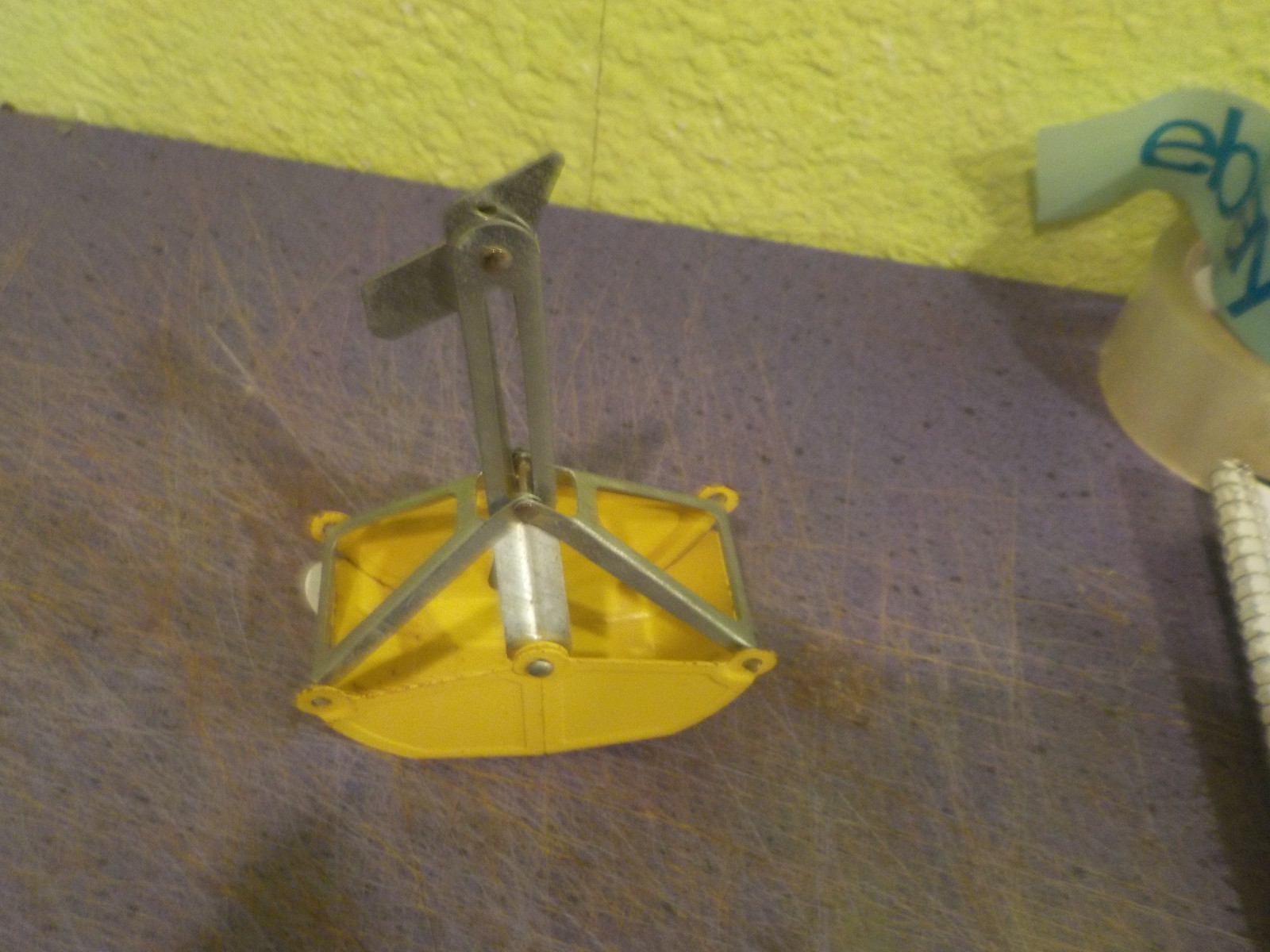 mighty tonka crane truck bucket yellow color nice one for parts