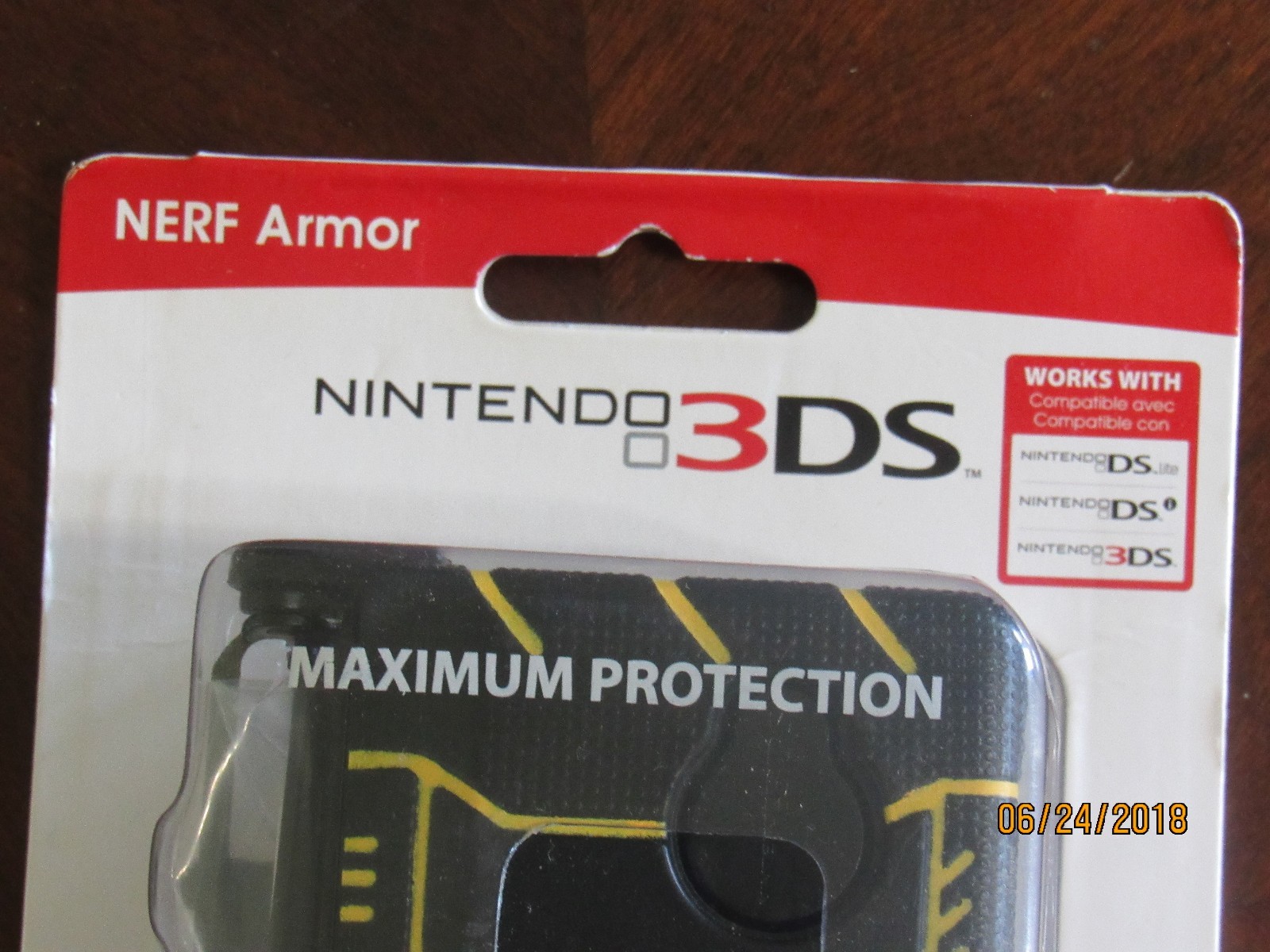 NERF ARMOR~NINTENDO 3DS / NINTENDO DSi / NINTENDO DS LITE ~ GAME SYSTEM CASE~NIB