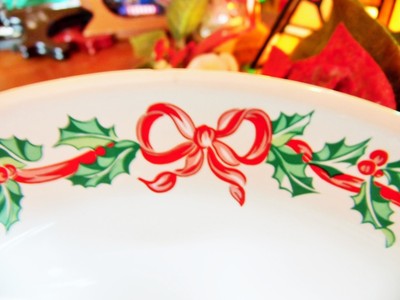 1 NEW OTHER(old stock INTERNATIONAL CHINA CHRISTMAS RIBBONS # 157 VEGETABLE BOWL