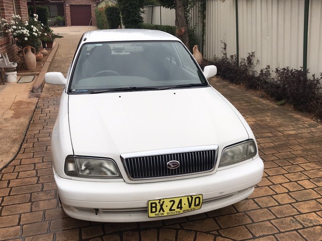 1998 daihatsu applause