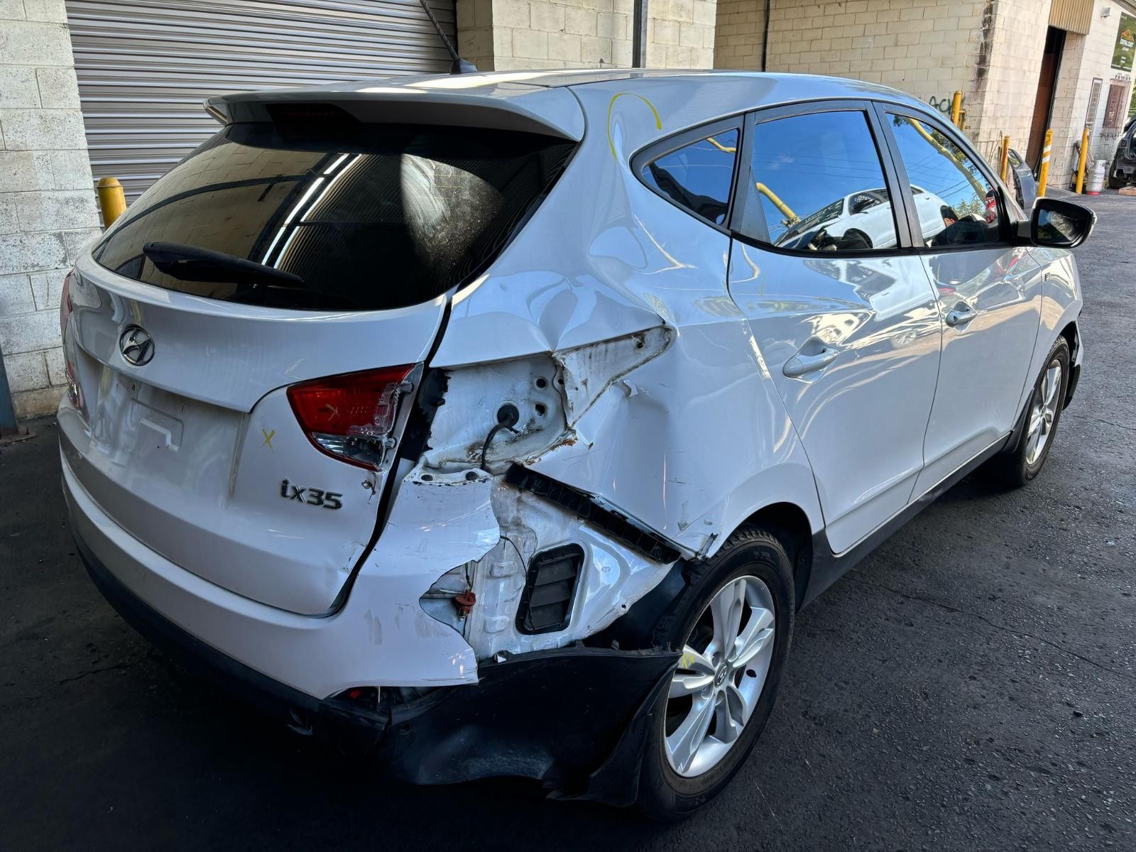 2013 Hyundai Ix35 LEFT HEADLAMP LM SERIES SLOVAKIAN BUILT (VIN TMAJ) 10/12-09/13 12 image 4