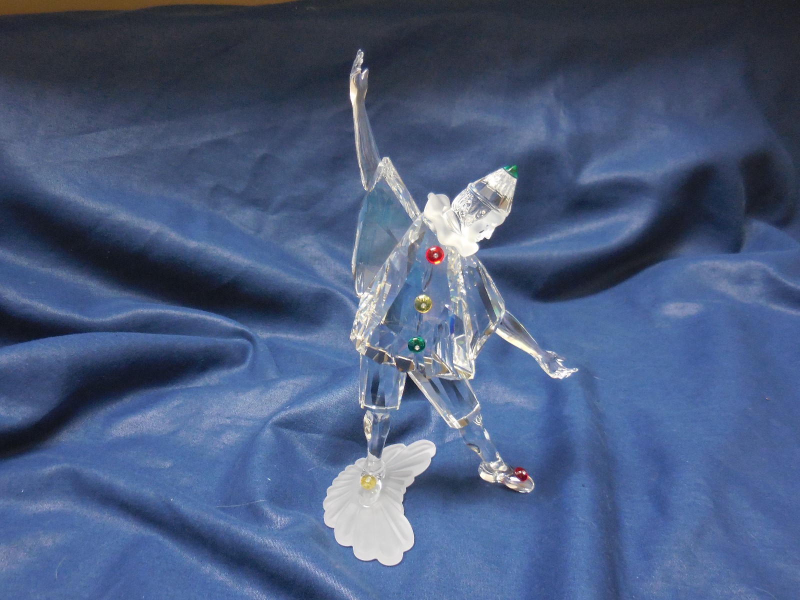 Swarovski Crystal 1999 SCS Peirrot with placque and stand MIB