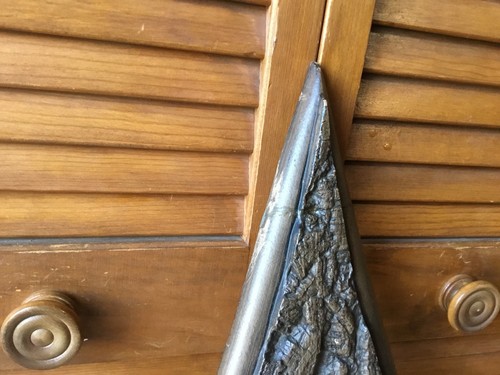 22” DIAMOND SHAPED WALL ART PLAQUE LOOKS LIKE BARK & GOLD COLORED CASTLE CENTER