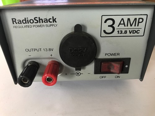 Radio Shack Regulated Power Supply 13.8 VDC, 3-Amp DC Model 22-504