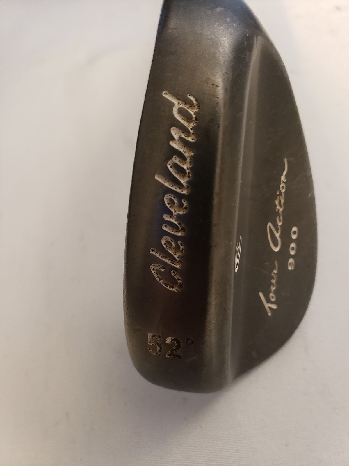Used Cleveland 900 Tour Action FormForged - Gap Wedge 52* - Black - Wedge Flex