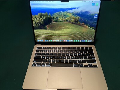 Apple MacBook Air 13.6'' (512GB SSD, M2, 8GB) Laptop - Sarlight (MLY03LL/A)