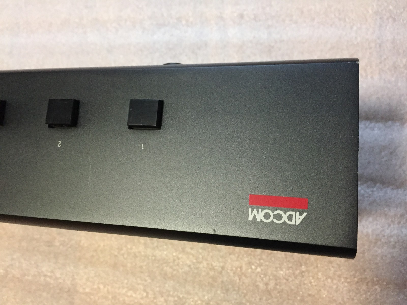 ADCOM GFS-6 STEREO SPEAKER SELECTOR