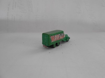 Z SCALE WILLARD TRUCK  AUTO/VEHICLE CASTMETAL FOR MARKLIN TRAIN LAYOUT