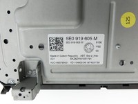 Skoda Octavia III 5E 17-20 Bildschirm Display Monitor Skoda Octavia III 5E 17-20 17.06.2019 5E0919605M... Vorschau 5