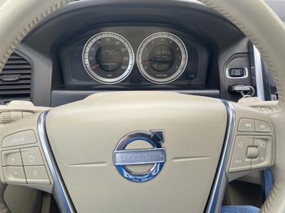 image 2 of interior