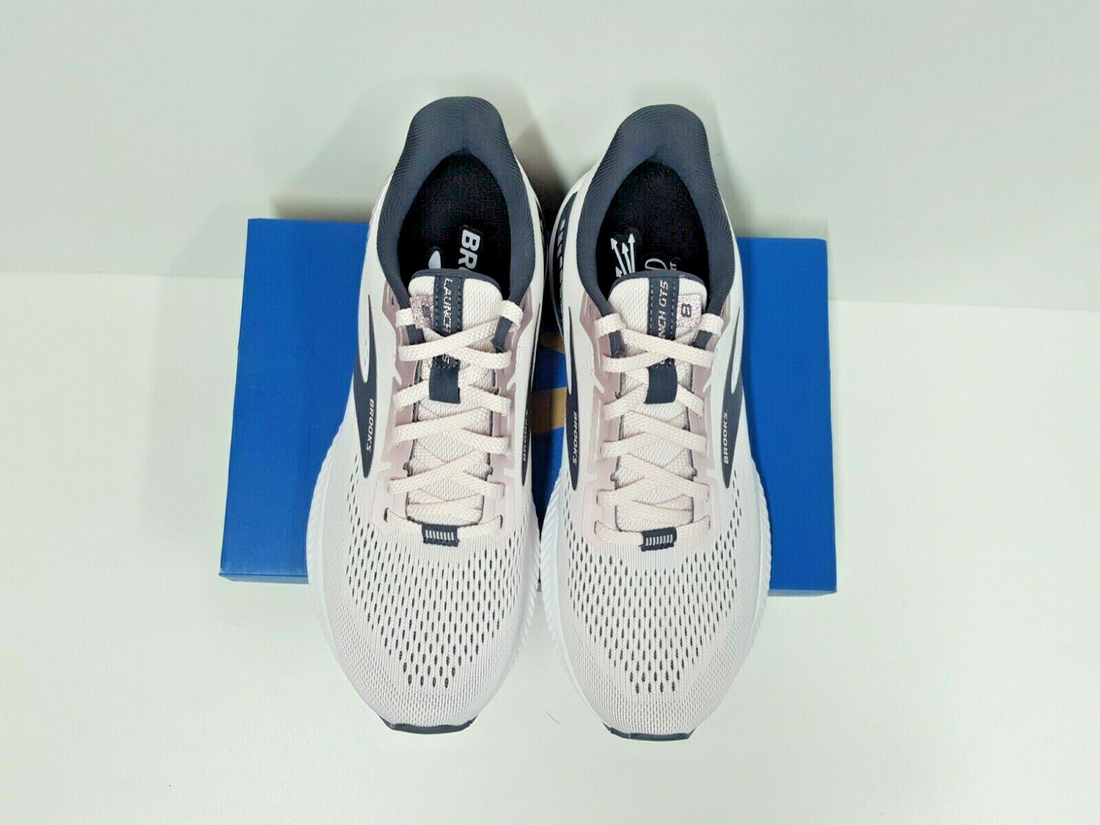 brooks launch 8 women's