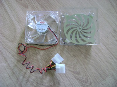 Computer Case Fan 80mm Clear Brushless  ....New condition