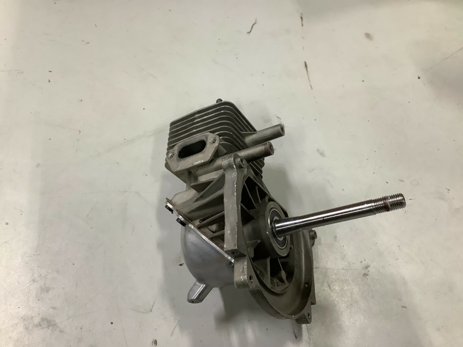 HOMELITE UT26SSL3 TRIMMER ENGINE / CRANK / CYLINDER / PISTON