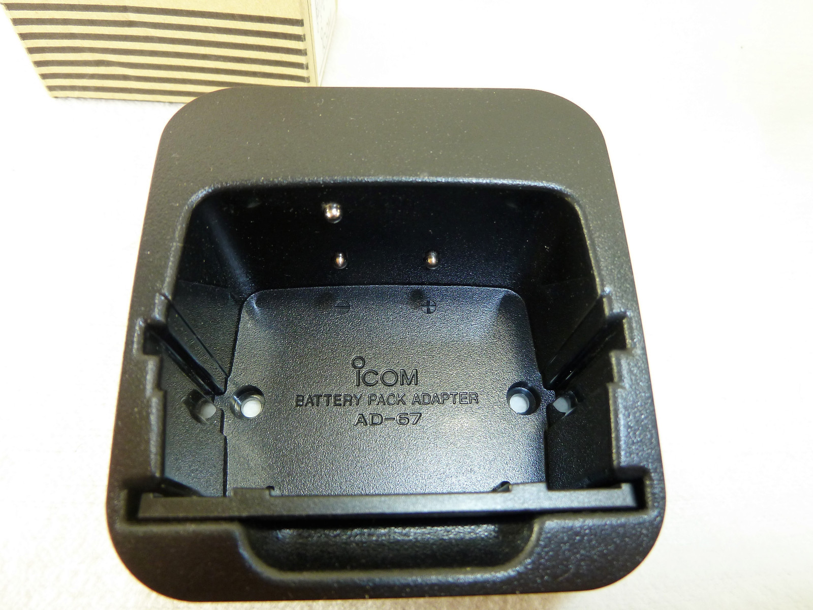 ICOM AD-67 Desktop Charger Adapter Cup for BC-119N BC121N F30 F40 Radio