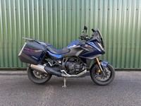 Honda NT 1100 DCT Electronic Suspension Blue 2025 Panniers 6900 Miles 