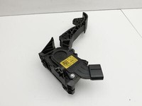 VW Polo V 6R 14-17 TSI 1,2 66KW Gaswertgeber Gaspedal VW Polo V 6R 14-17 25.04.2017 6C1721503D 0280755223... Vorschau 4