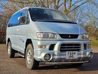 Mitsubishi DELICA SPACE GEAR AUTO L400 Spacegear Chamonix 3.0 Auto V6 4X4 / 2WD 