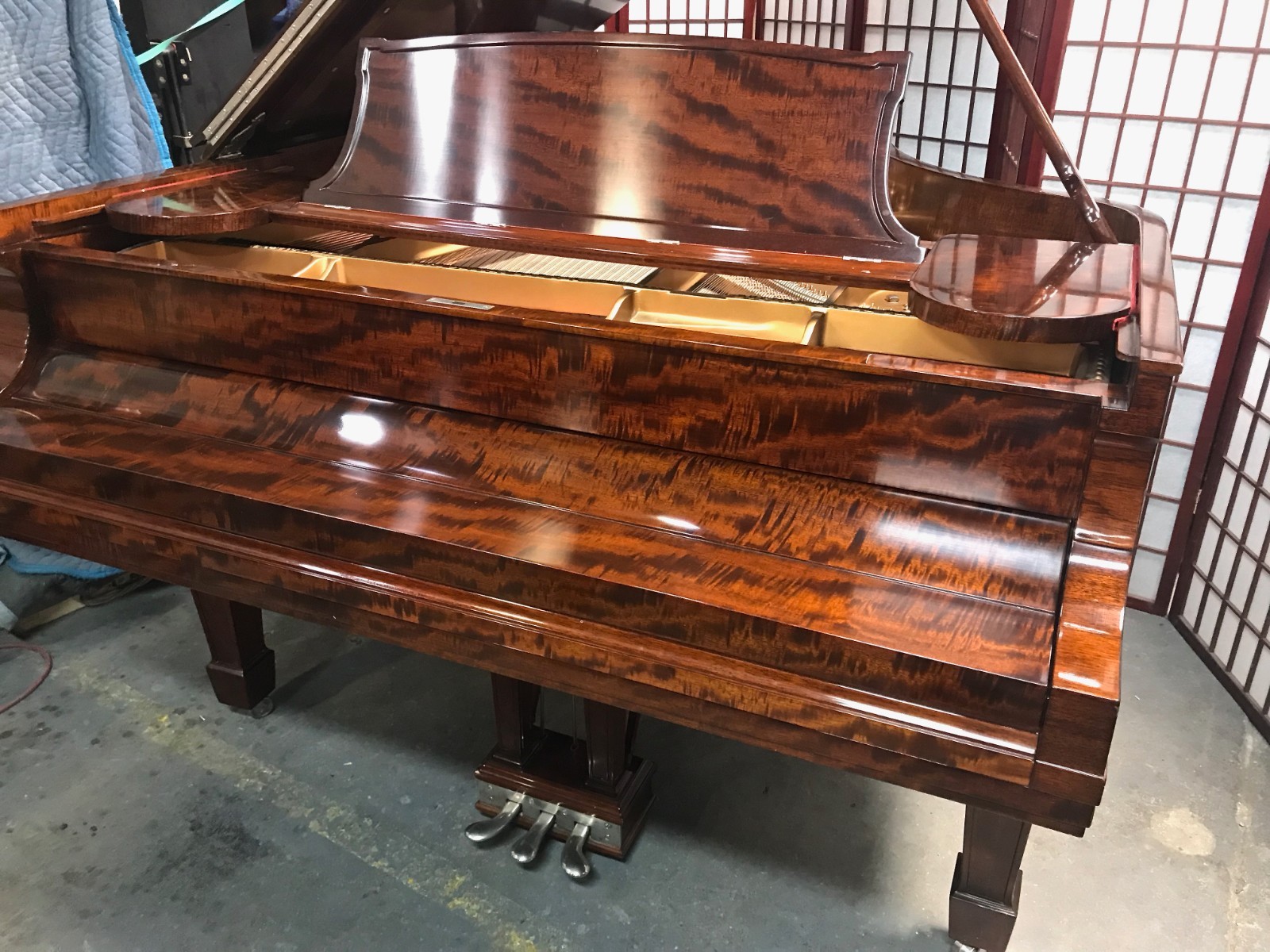 STEINWAY A GRAND PIANO IN AFRICAN MAHOGANY - FREE SHIPPING