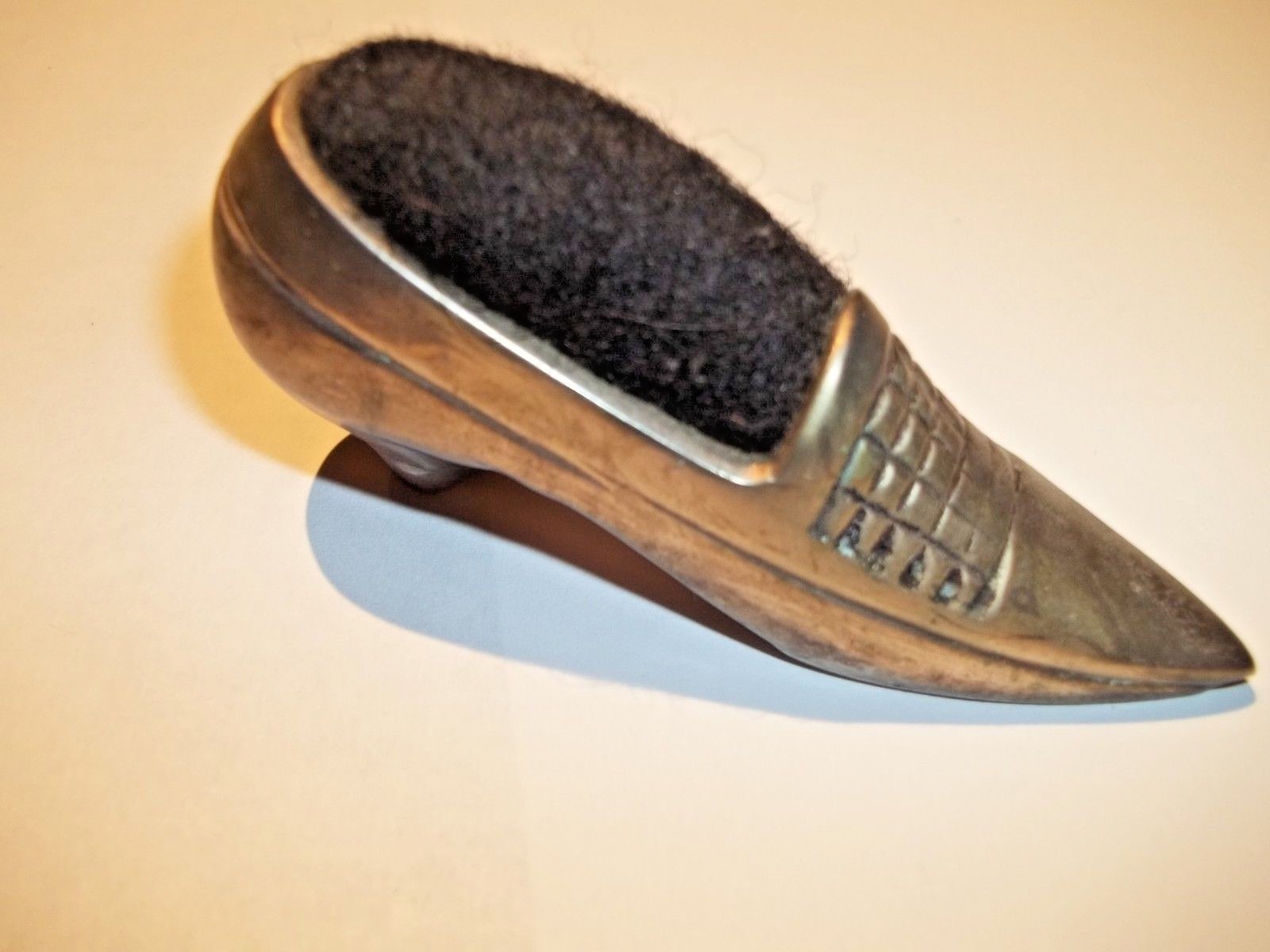 Vintage  SHOE Sewing Pin Cushion Metal Ladies Original Black Cushion