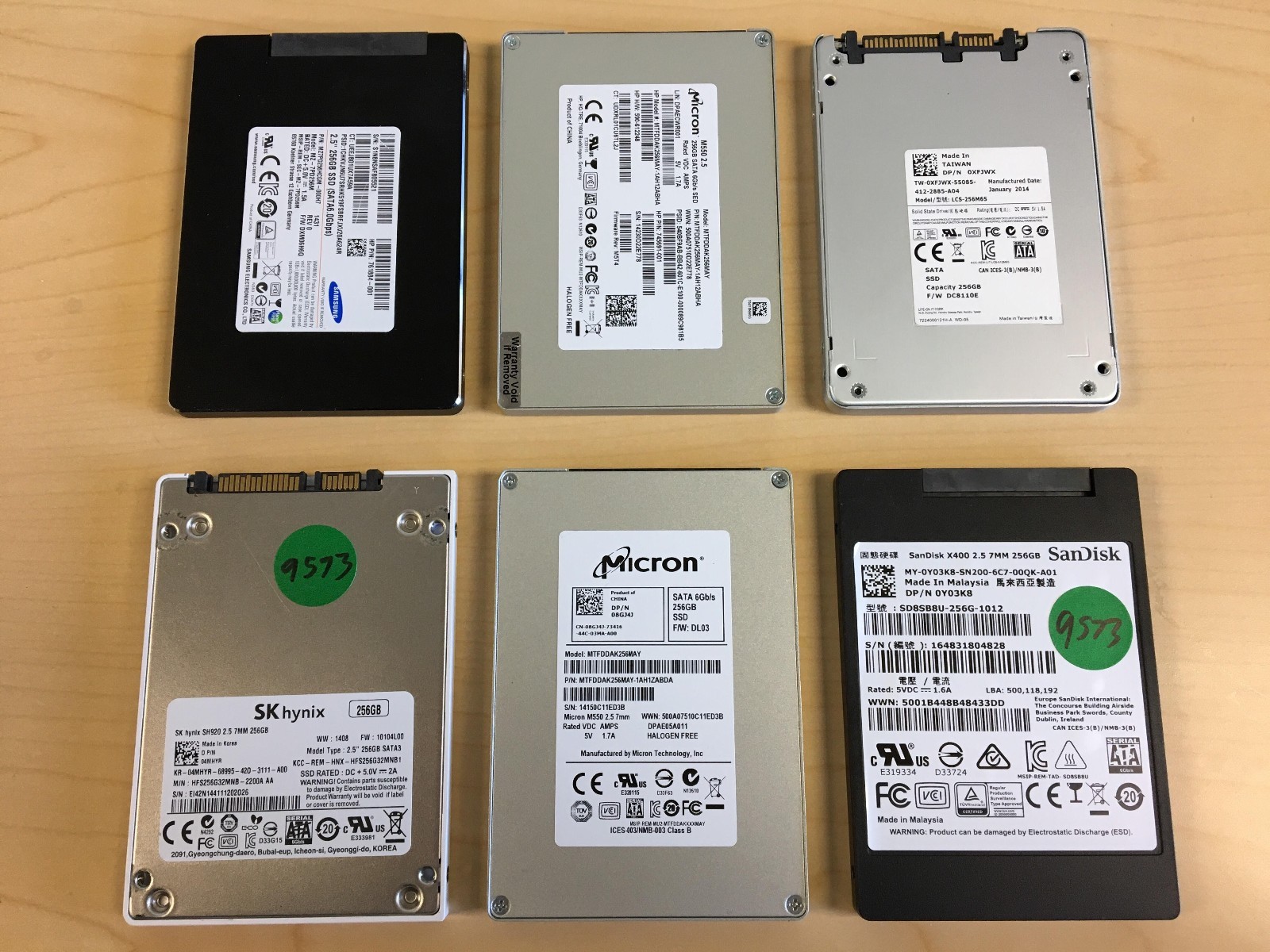 Lot of 10: 256GB SSD 2.5