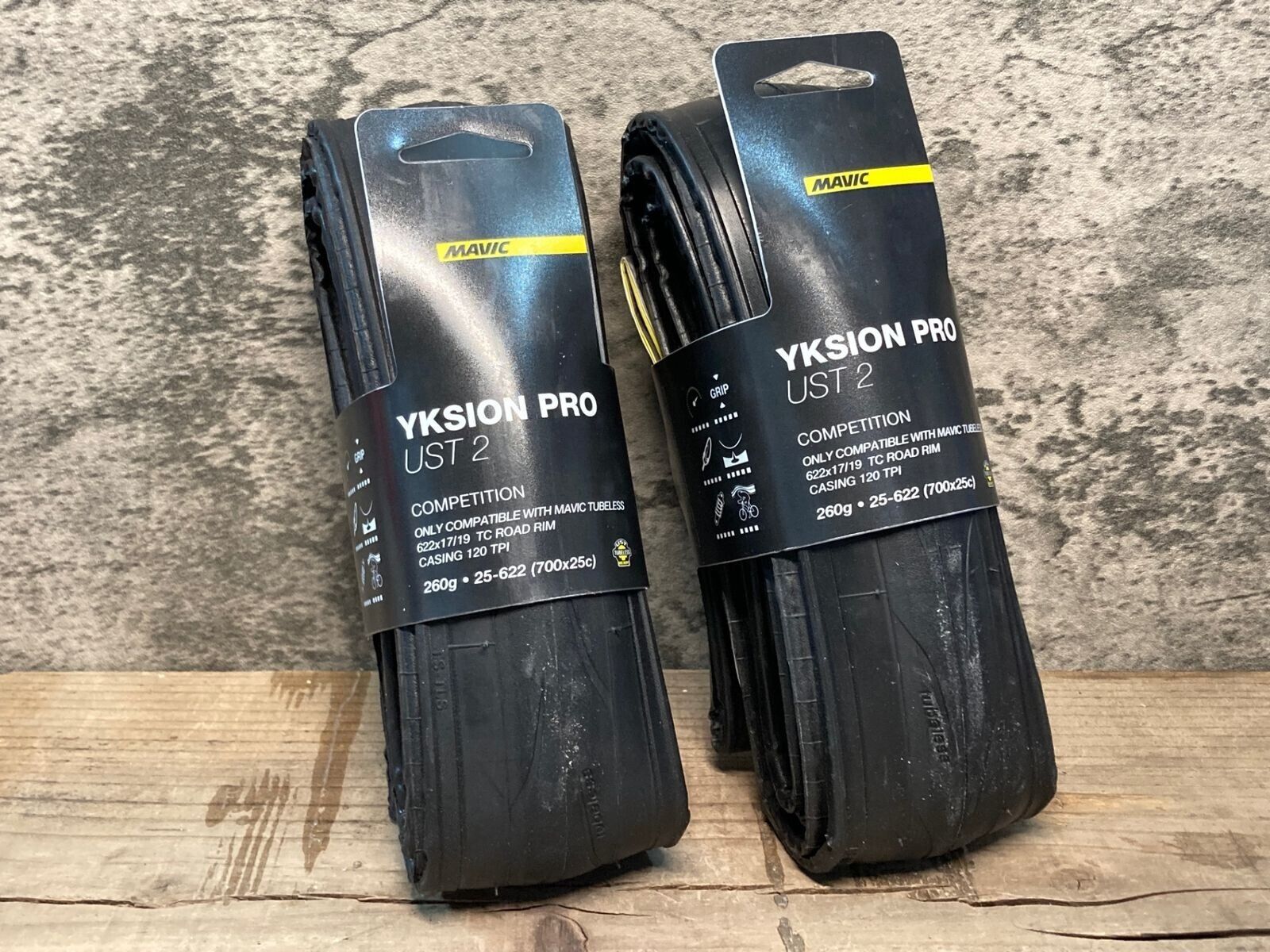 MAVIC YKSION PRO UST 2 Tubeless Lady Tire (700x25C) 2 sets MAVIC YKSION PRO UST 2 Tubeless Lady Tire (700x25C) 2 sets