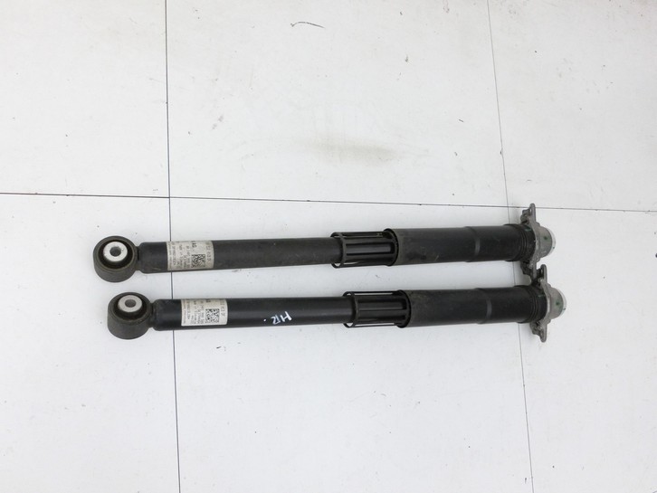 Skoda Kamiq NW4 19-23 Stossdämpfer Links und Rechts Hinten Skoda Kamiq NW4 19-23 27.02.2024 2Q0512013DF... Vorschau 2