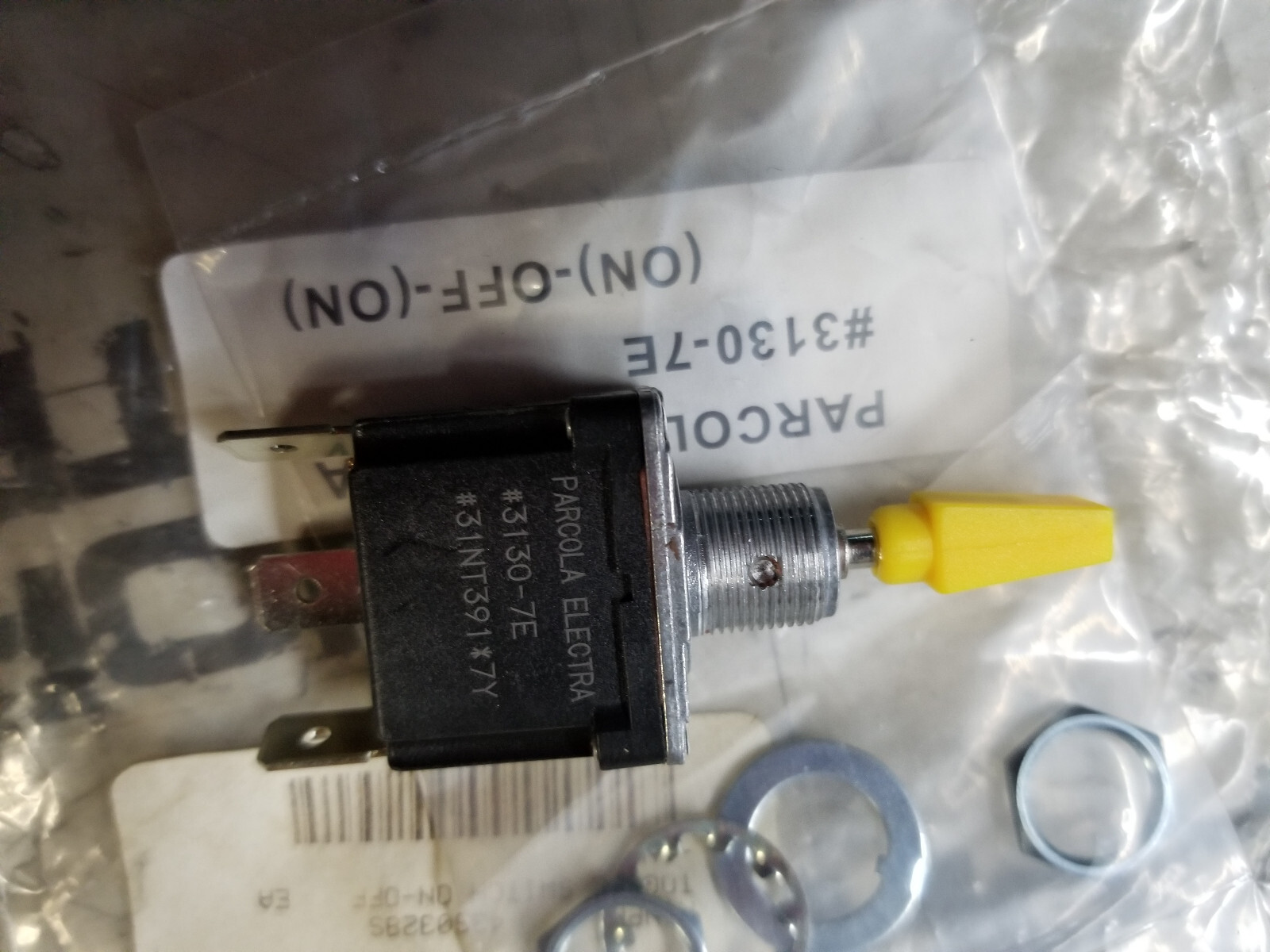JLG Toggel Switch 43603285 - Picture 5 of 6