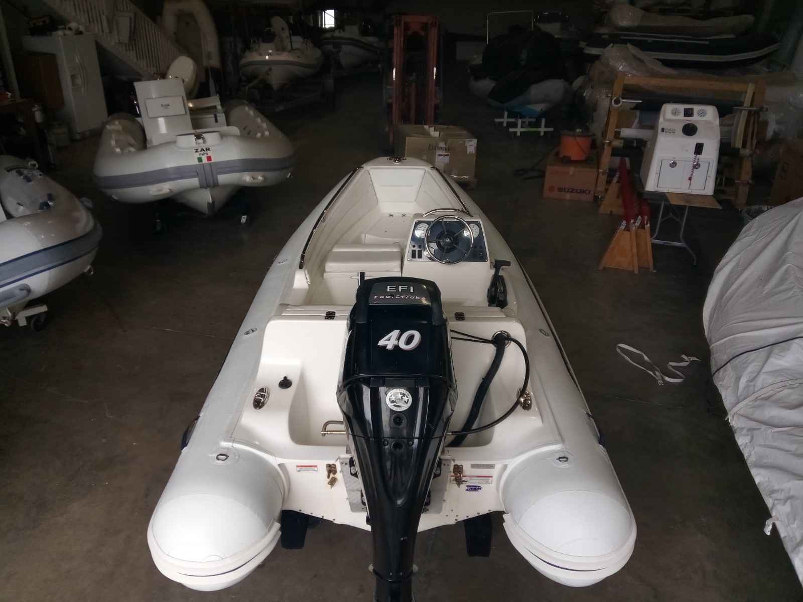 AB Nautilus 12' w Mercury 40 2011