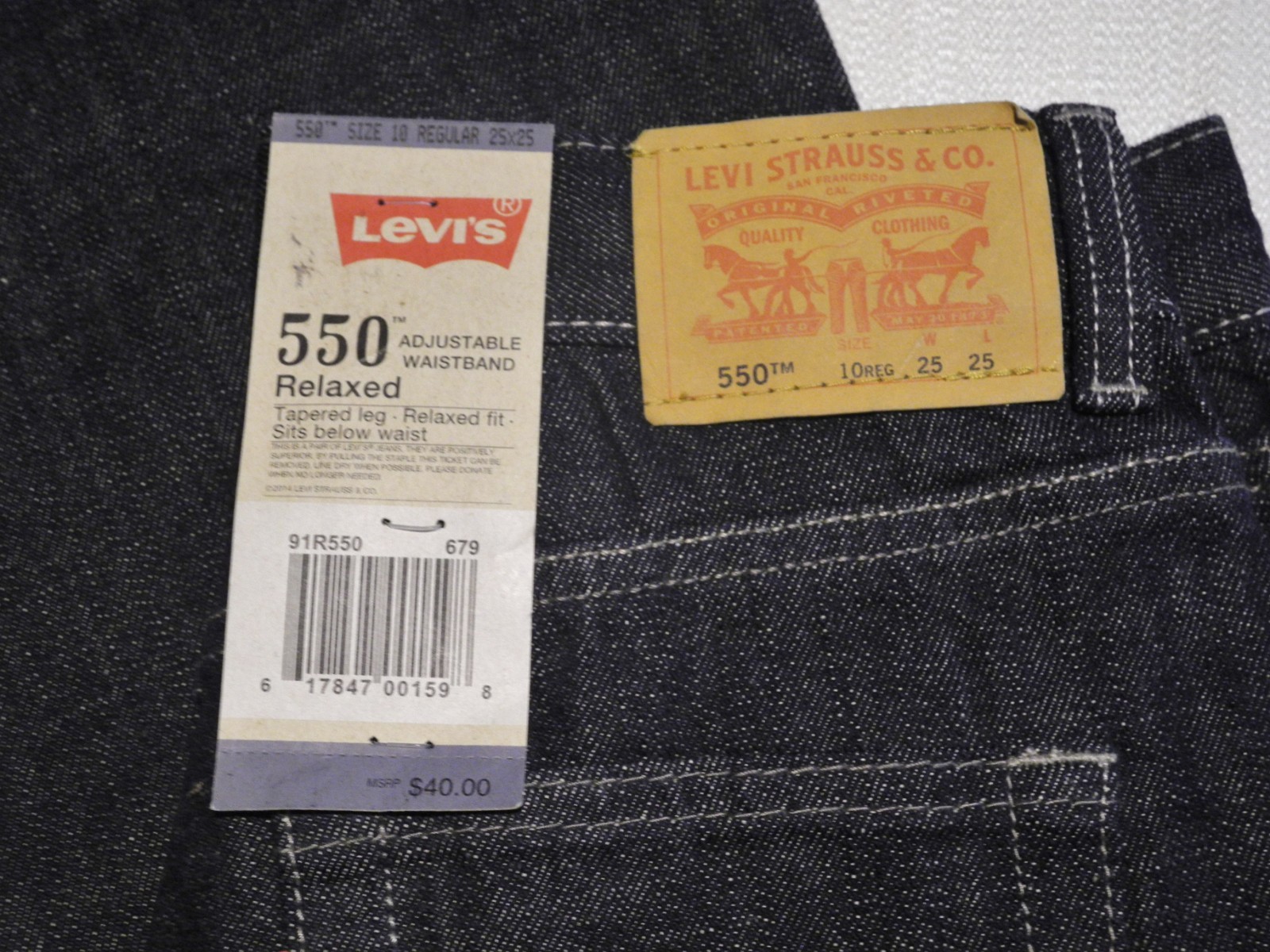 Levi's 550 Boy's Relaxed Fit Tapered Leg Denim Jeans Sz 10 Reg 25 x 25 NWT