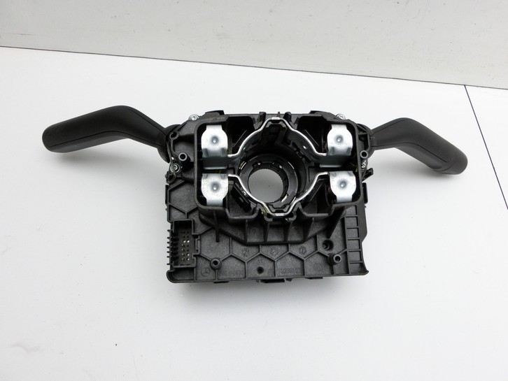 Mercedes W177 A200d 18-22 Airbag Schleifring Wickelfeder Lenkstockschalter Mercedes W177 A200d 18-22 12.07.2019... Vorschau 5