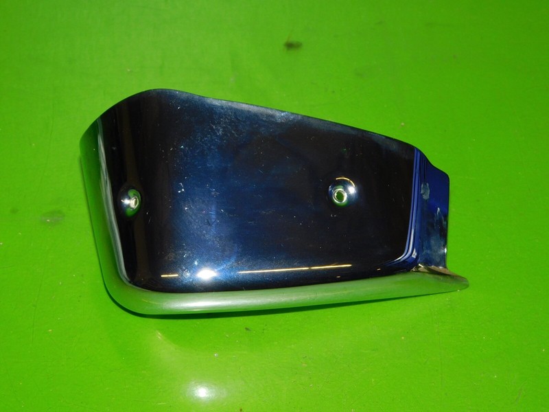 06-11 CLS 550 63 W219 OEM 2197301048 rear passenger right door chrome cap cover