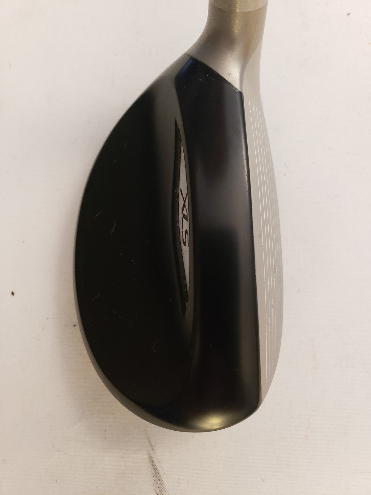 Used Cleveland HiBore XLS - 3 Hybrid 22* - Fujikura Fit-On Gold - Stiff - RH