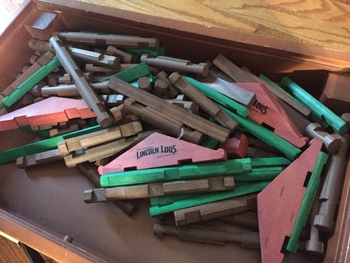 Original Lincoln Logs Coll Edition Approx 150 pcs. Heavy Wood Box Carrying Case