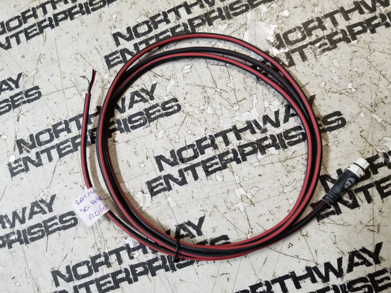 Raymarine A06049 Boat SeaTalk NG 12 Volt Power Cable from R70160 - Picture 1 of 3