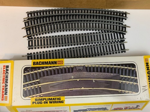 Bachmann Ho electric train set diesel express W/ Smokey The Bear And Xtra Tracks