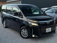 2018 Toyota Voxy 1.8L NOAH PETROL HYBRID ELECTRIC 7 SEATER EURO 6 HEATED SEATS L