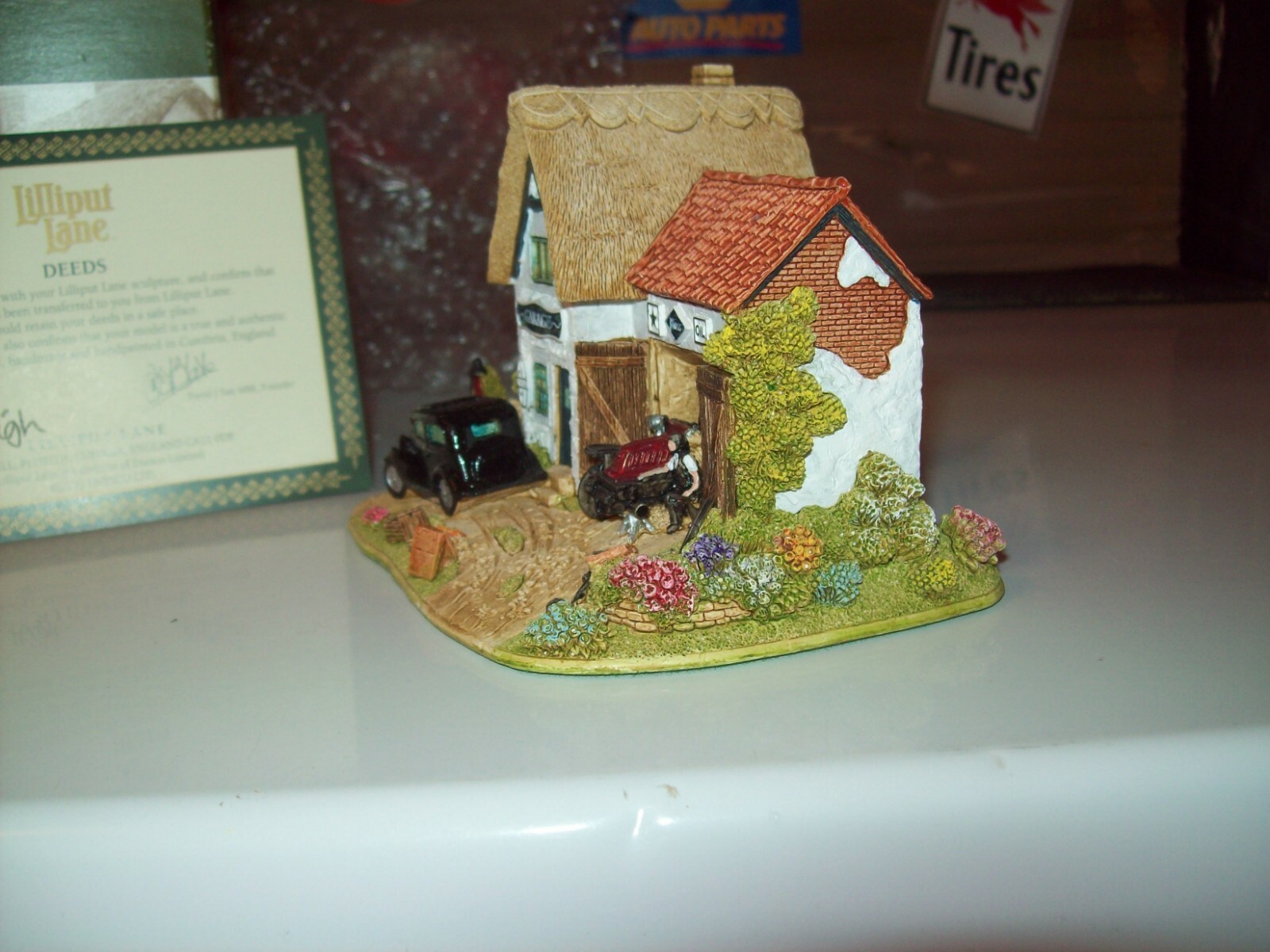 LILLIPUT LANE  THE COUNTRY GARAGE